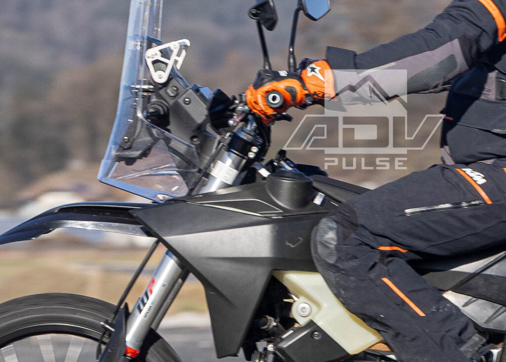 Rally-inspired KTM 690 Adventure R
